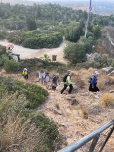 הליכה ספורטיבית וטיולים בטבע בחוטם הכרמל ושביל ישראל